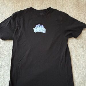 Black vans t shirt